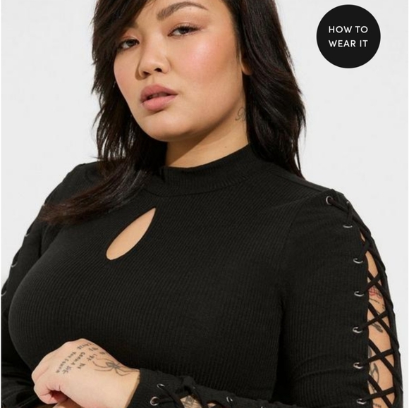 Lace up Sleeve Ribbed Mock Neck - Picture 1 of 4